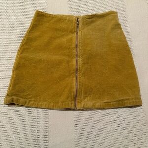 💥 $5 if bundled - XS SKY AND SPARROW Corduroy Yellow Mini Skirt Zipper Front